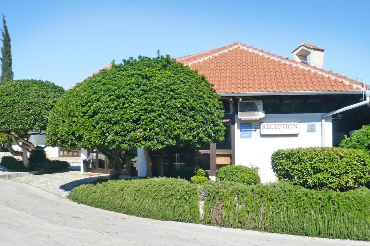 Belvilla Apartments In Holiday Resort Jezera Village, Island Murter Tisno Buitenkant foto